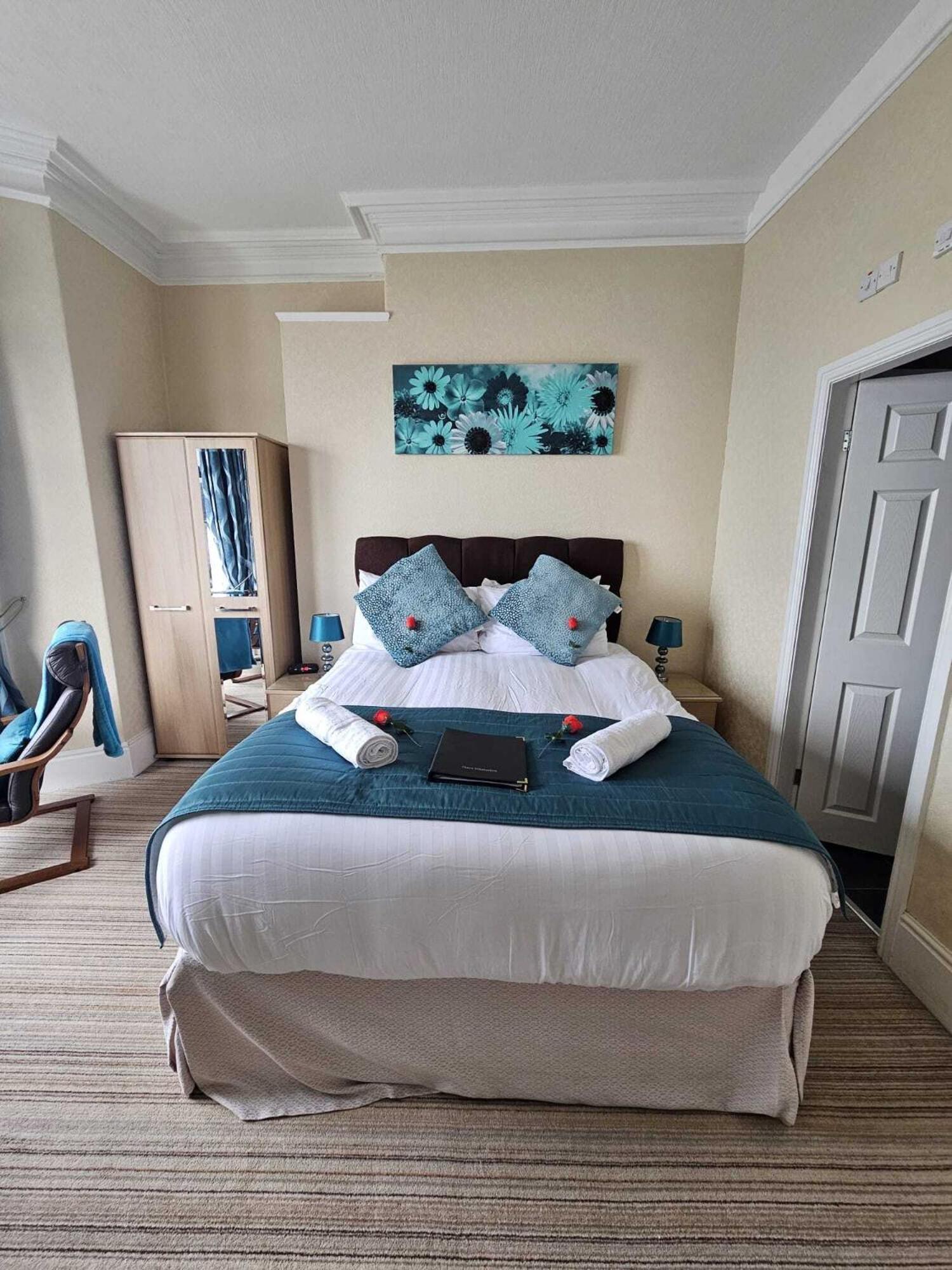 St. Hilary Guest House لاندودنو الغرفة الصورة